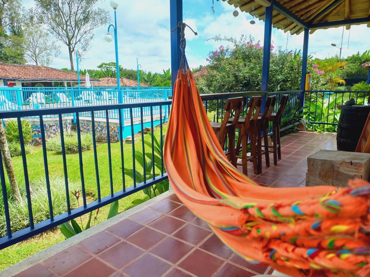 Finca Hotel Villa Del Sol Pueblo Tapao Exterior foto