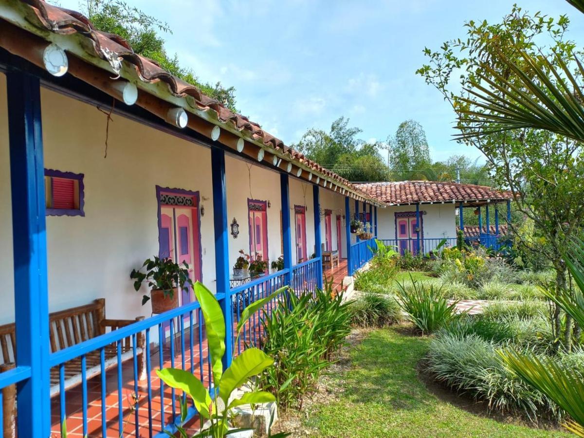 Finca Hotel Villa Del Sol Pueblo Tapao Exterior foto